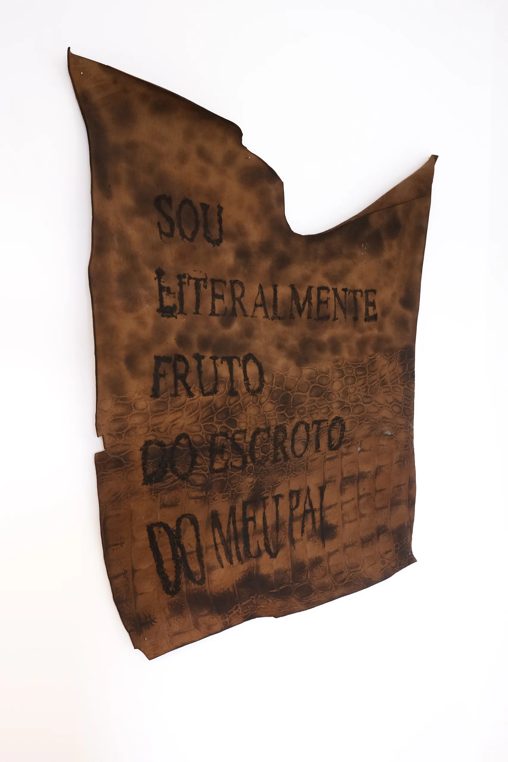 O que a pele lembra — Arte, 2025, por Guilherme Kherlakian