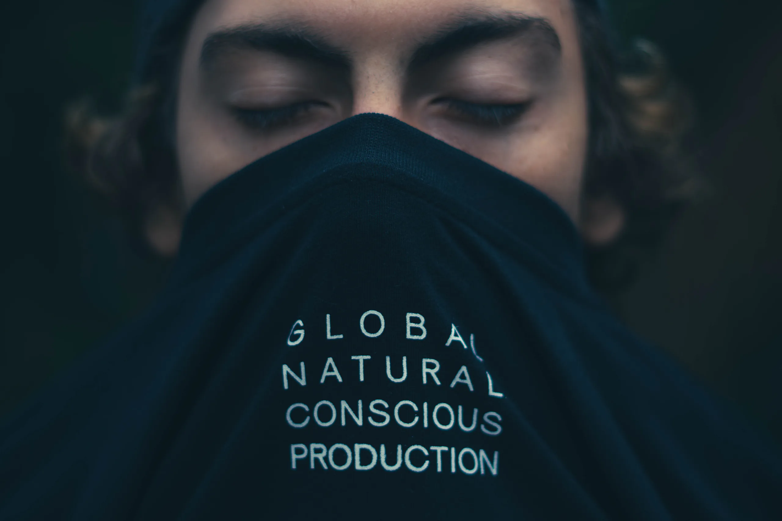 Honey Conscious — Editorial de Moda, 2021, por Guilherme Kherlakian